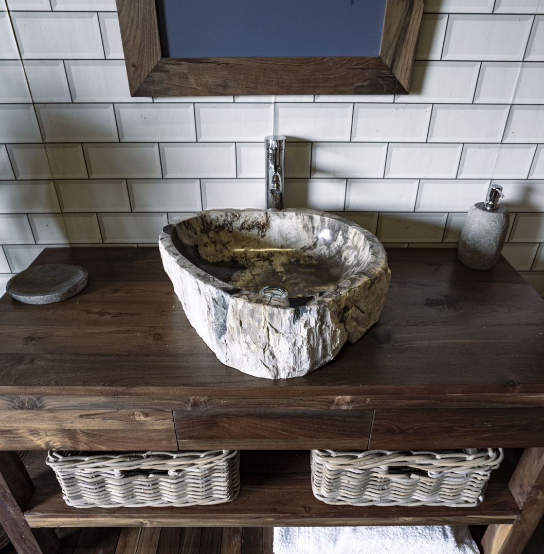 Petrified Wood Sink No. 107 - 47 x 41 x 15cm